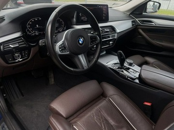BMW Seria 5 G30-G31 Touring Facelifting 2.0 530i 252KM 2021 BMW 530 FV-23%, Hak, Skrętna oś, Fotele komfortowe, zdjęcie 4