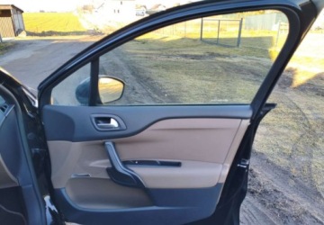 DS 4 I 2014 Citroen DS4 Citroen DS4 2.0 BlueHDi SoChic SampS 2.0 Diesel 150KM, zdjęcie 13