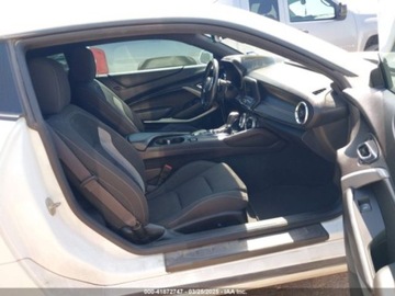 Chevrolet Camaro VI Coupe 3.6 335KM 2020 Chevrolet Camaro 1LT 2020 3.6l 3.6 Benzyna 335KM, zdjęcie 8