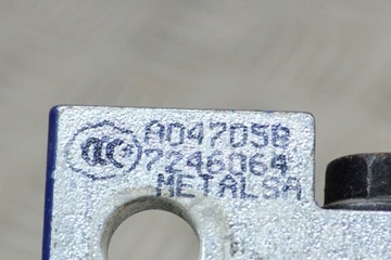 BMW 1 F20 M 135I ZADNÍ PRAVÉ DVEŘE SPODNÍ PANTY A047058 7246064 235KW 2014