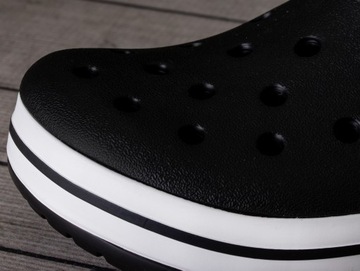 Klapki damskie, sportowe, chodaki Crocs Crocband BLACK WHITE