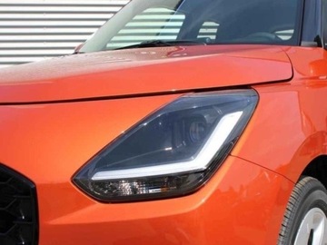 Suzuki Swift VI Hatchback Facelifting 1.2 DualJet SHVS 83KM 2025 SUZUKI Swift 1.2 Dualjet SHVS Premium Plus CVT 83KM 2025, zdjęcie 1