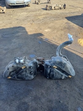 NÁDRŽ PALIVA MERCEDES C200 W203 01R KOMPRESOR 2.0 BENZÍN SEDAN KOMPLET