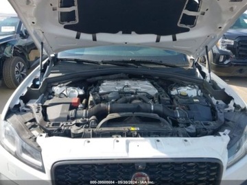 Jaguar F-Pace 2023 Jaguar F-Pace svr p550, 2023r., 4x4, 5.0L, zdjęcie 10