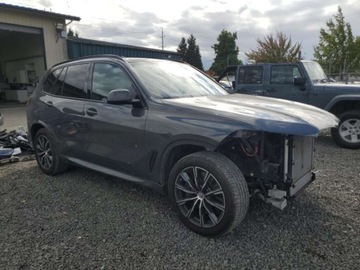 BMW X5 G05 2022 BMW X5 M 50I 2022 4.4l 4.4 Benzyna 523KM, zdjęcie 4