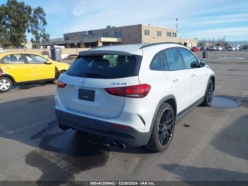 Mercedes GLA II 2021 Mercedes-Benz GLA Amg 45 4Matic 2021 2.0l 2.0 Benzyna 382KM, zdjęcie 2