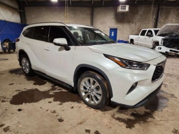 Toyota Highlander III 2022 Toyota Highlander Limited 2022 3.5 Benzyna 295KM, zdjęcie 4