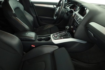 Audi A4 B8 Limousine Facelifting 1.8 TFSI 170KM 2012 Audi A4 1.8 TFSI, Automat, Skóra, Navi, Xenon, zdjęcie 6