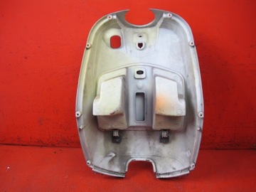 КРЫШКА КОРПУСА ПЕРЧАТКИ PIAGGIO VESPA LX 50