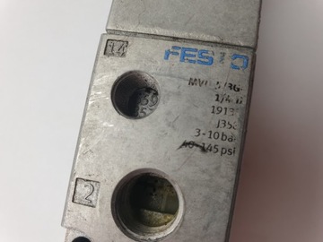 Электромагнитный клапан FESTO MVH-5/3G-1/4-B 19138 5/3 24VDC