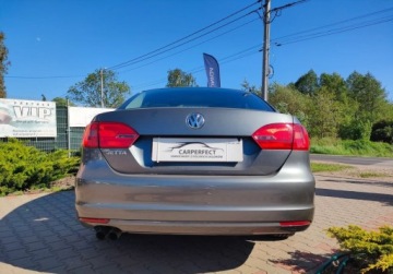 Volkswagen Jetta VI 2014 Volkswagen Jetta Super Stan Automat 2.0 8V 115KM GWARANCJA Zobacz 2.0, zdjęcie 11
