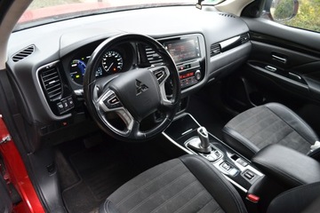 Mitsubishi Outlander III 2019 PHEV 2.4 4x4, zdjęcie 17