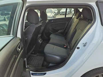 Renault Megane IV Grandtour 1.5 dCi 90KM 2016 Renault Megane 1,5 diesel 90KM nawigacja, zdjęcie 5