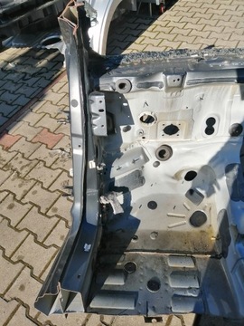 Peugeot 208 I Передняя стойка порога левая сторона
