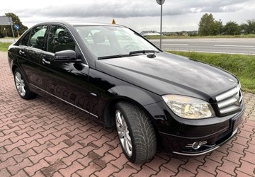 Mercedes Klasa C W204 Limuzyna 1.8 180 K 156KM 2010 Mercedes-Benz Klasa C Parktronik przod tyl Podgrzewane fotele pol-skora el, zdjęcie 10