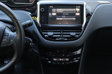 Peugeot 2008 I SUV 1.2 PureTech 110KM 2015 Peugeot 2008 1.2 PureTech, Salon Polska, zdjęcie 12