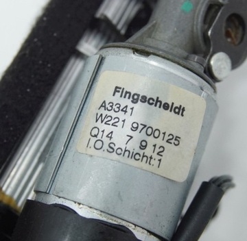 MECHANIZMUS PODHLAVNÍKU ZADNÍHO ZADNÍ MERCEDES W221 FACELIFT