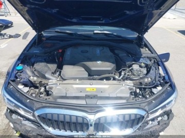 BMW Seria 3 G20-G21 2021 BMW Seria 3 2022 BMW 3 SERIES 330E 2.0 Hybryda 180KM, zdjęcie 16