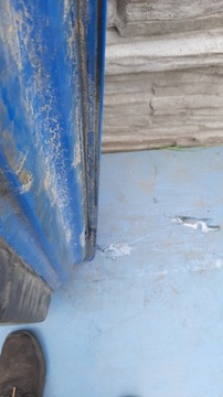 DVEŘE LEVÉ PŘEDNÍ OPEL CORSA C 02R