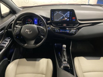 Toyota C-HR I Crossover 1.8 Hybrid 122KM 2019 Toyota C-HR 1.8 Hybrid Selection Toyota C-HR 1.8 S, zdjęcie 2