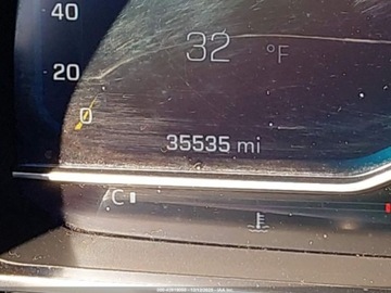 Chevrolet Suburban GMT900 2023 Chevrolet Suburban Rst 2023 5.3 Benzyna 355KM, zdjęcie 11