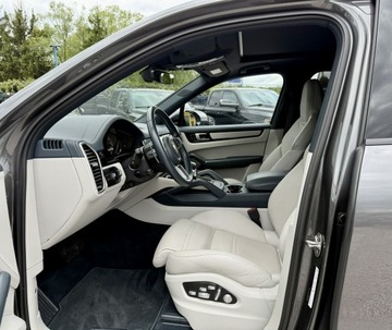 Porsche Cayenne III 2020 Porsche Cayenne 462KM,E-hybrid,Full wersja, zdjęcie 8