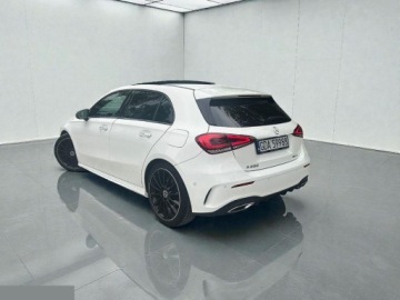 Mercedes Klasa A W177/V177 Hatchback 1.3 200 163KM 2021 Mercedes-Benz Klasa A 200 4-Matic AMG Line 8G-DCT 1.3 Benzyna 163KM 2021r, zdjęcie 2