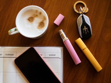 ATOMIZER - гофроконтейнер для духов/воды/жидкости