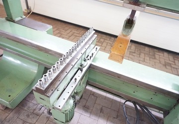 МНОГОШПИНДЕЛЬНЫЙ СВЕРЛИЛЬНЫЙ СТАНОК Giancarlo Morbidelli 80