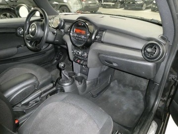 Mini One II 2015 MINI MINI (F55) One D 95 KM stan BDB, zdjęcie 17
