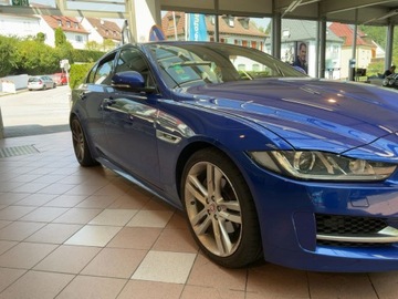 Jaguar XE Sedan 2.0 i4 180KM 2017 Jaguar XE 20d R-Sport, zdjęcie 10