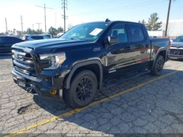  GMC Sierra 2022r., 1500 Limited, od ubezpieczalni 5.3 Benzyna 355KM, zdjęcie 2