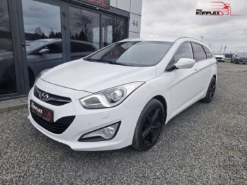 Hyundai i40 Kombi 1.7 CRDi HIGH 136KM 2012 Hyundai i40 1.7 CRDI 136KM Automat Led Xenon Klimatronic Oplacony 1.7, zdjęcie 1