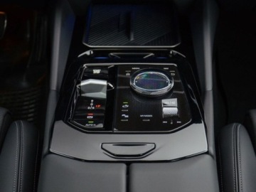 BMW Seria 5 G90-91 Touring 2.0 520d 197KM 2025 BMW Seria 5 BMW 520d xDrive Limuzyna 2.0 Diesel 197KM, zdjęcie 33