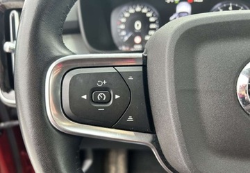Volvo XC40 2021 Volvo XC 40 Volvo XC 40 T5 AWD Momentum 2.0 Benzyna 247KM, zdjęcie 15