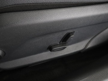 Mercedes Klasa C W205 Limuzyna 180 156KM 2018 Mercedes C 180 automat półskóra klima auto, zdjęcie 36