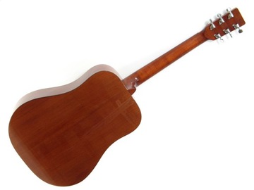 Акустическая гитара Pengano с более широким грифом.