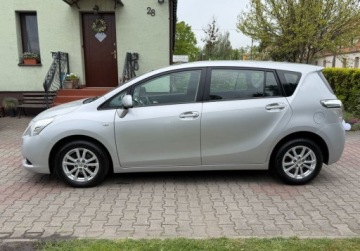 Toyota Verso Minivan 1.8 Valvematic 147KM 2010 Toyota Verso 1,8 147KM Automat Panorama Climatronic ASO Dla wymagajacych, zdjęcie 2