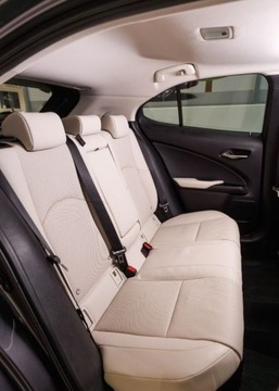 Lexus UX 2024 Lexus UX 300h Omotenashi AWD 2.0 Hybryda 199KM, zdjęcie 7