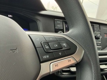 Volkswagen Polo VI Hatchback 5d Facelifting 1.0 TSI 95KM 2022 Volkswagen Polo 1.0TSI 95KM Life Digital CockpitSalon PolskaNiski Przebieg, zdjęcie 17