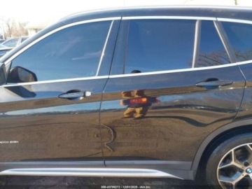 BMW X1 F48 2018 BMW X1 2018 r., 2,0L XDRIVE28I 2.0 Benzyna 228KM, zdjęcie 14