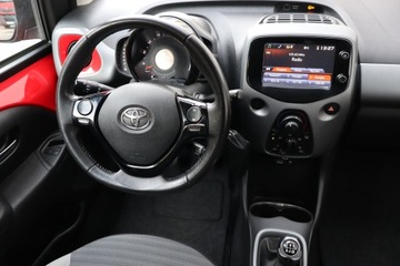 Toyota Aygo II Hatchback 3d Facelifting 1.0 VVT-i 72KM 2018 Toyota Aygo 1.0 VVT-i, Salon Polska, zdjęcie 6