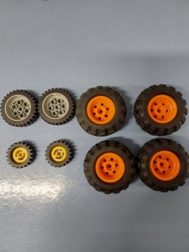 Lego Technic оригинальные кирпичики: диски, шины, колеса в комплекте микс 100г