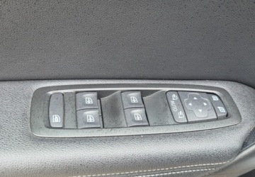 Renault Megane IV GrandCoupe Facelifting 1.3 TCe 140KM 2021 Renault Megane I rej. 2022GrandCoupeIntens140 KMTCeSalon PLGwarancja produ, zdjęcie 10