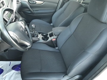 Nissan Qashqai II Crossover 1.2 DIG-T 115KM 2015 Nissan Qashqai II, Pierwszy właściciel od nowości!!, BEZKOLIZYJNY !!, zdjęcie 14