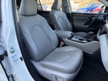 Toyota Highlander III 2.5 248KM 2022 Toyota Highlander 2.5 Executive Highlander Hybrid, zdjęcie 24