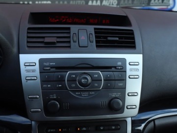 Mazda 6 II Hatchback Facelifting 2.2 MZR-CD 129KM 2010 Mazda 6 2.2 MZR-CD, HAK, Klima, Klimatronic,ALU, zdjęcie 11