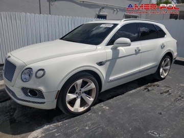 Bentley Bentayga 2020 Bentley Bentayga 2020 Bentley Bentayga 3.0 Hybryda 443KM
