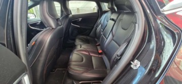 Volvo V40 II Cross Country 1.5 T3 DRIVE-E 152KM 2016 Volvo V40 1.5 T3 152 KM automat Stan Import Raty Oplaty 1.5 Benzyna, zdjęcie 24