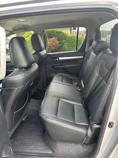 Toyota Hilux VIII Podwójna kabina Facelifting 2.8 D-4D 204KM 2021 Toyota Hilux 2.8 D-4D Double Cab SR5+ 4x4 204KM 2021r, zdjęcie 11